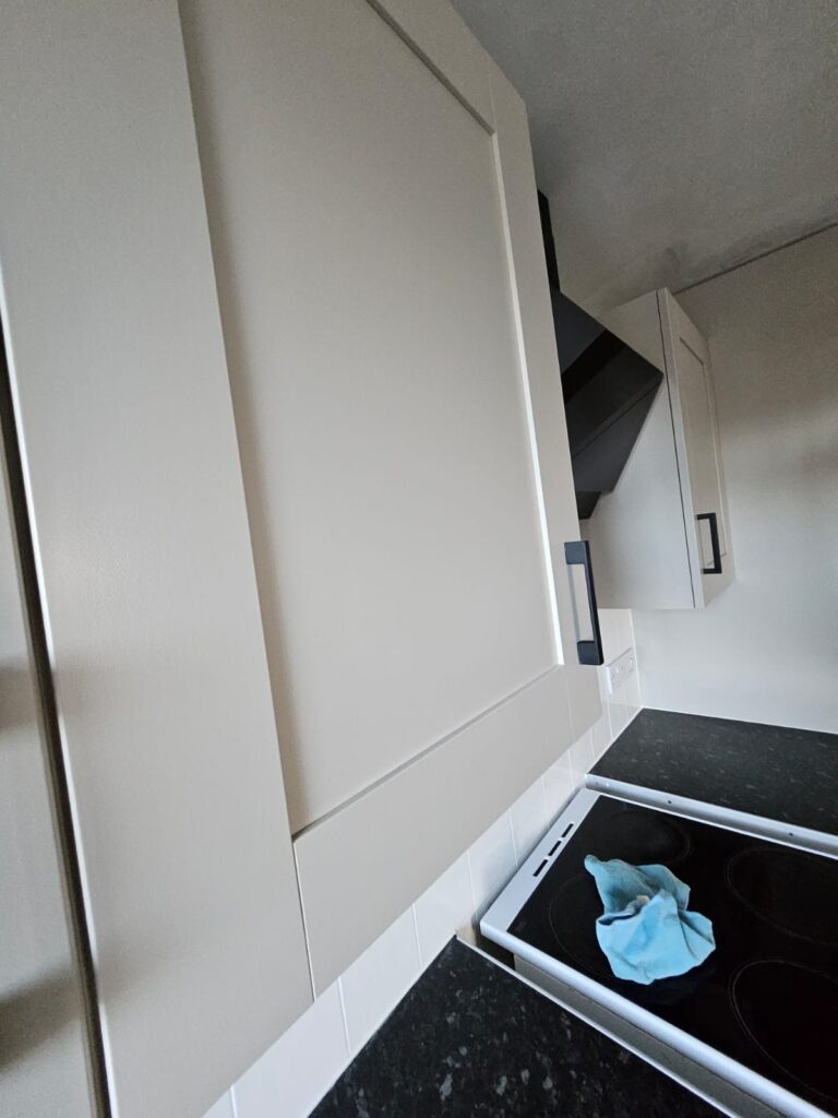 Kitchen Respraying Service